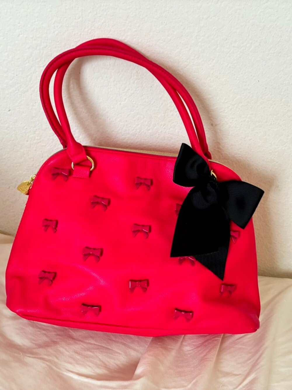 Betsey Johnson Red Bow Hand Bag Black Bow Charm Satchels